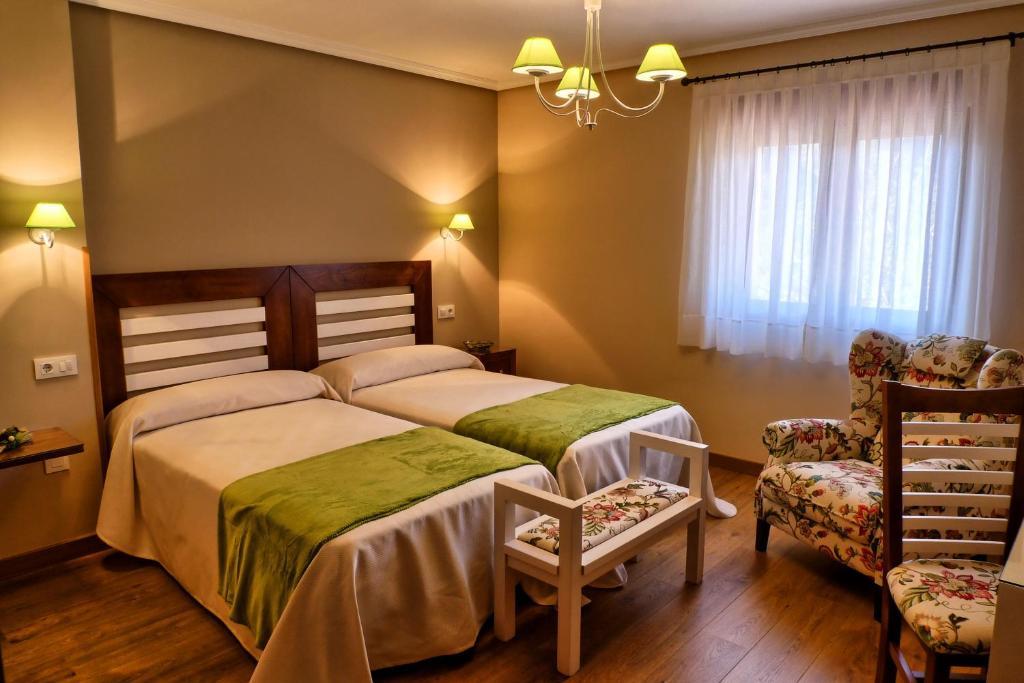 Posada Valle Del Oso Lerones Szoba fotó