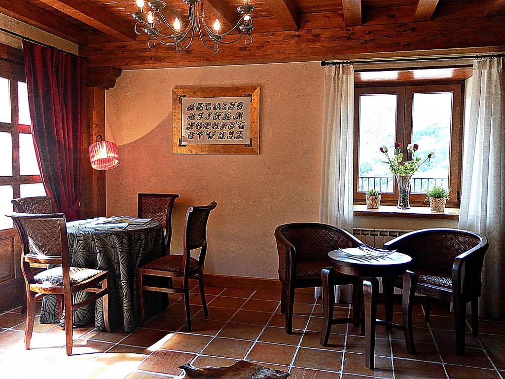 Posada Valle Del Oso Lerones Kültér fotó